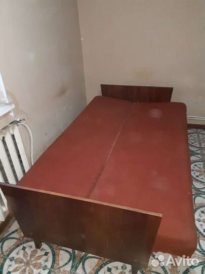 Диван книжка бу