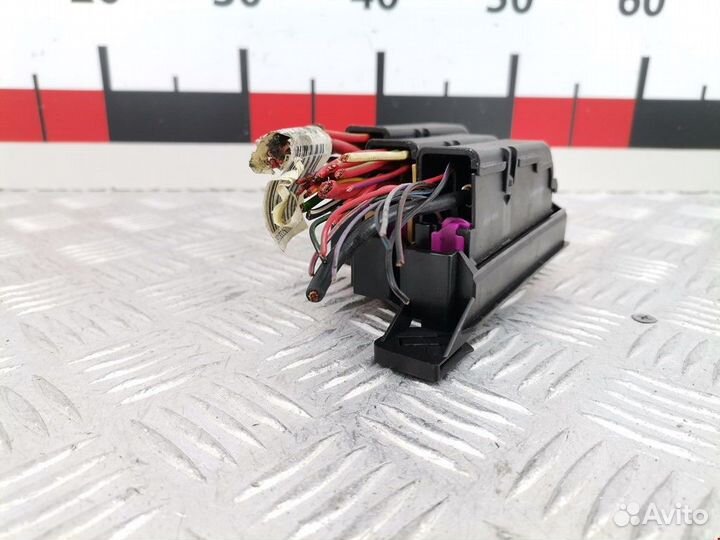 Блок предохранителей Audi A6 4F/C6 2005 8K0971845