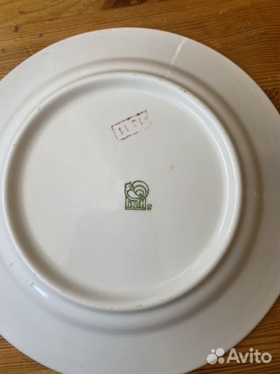 Тарелки десертные