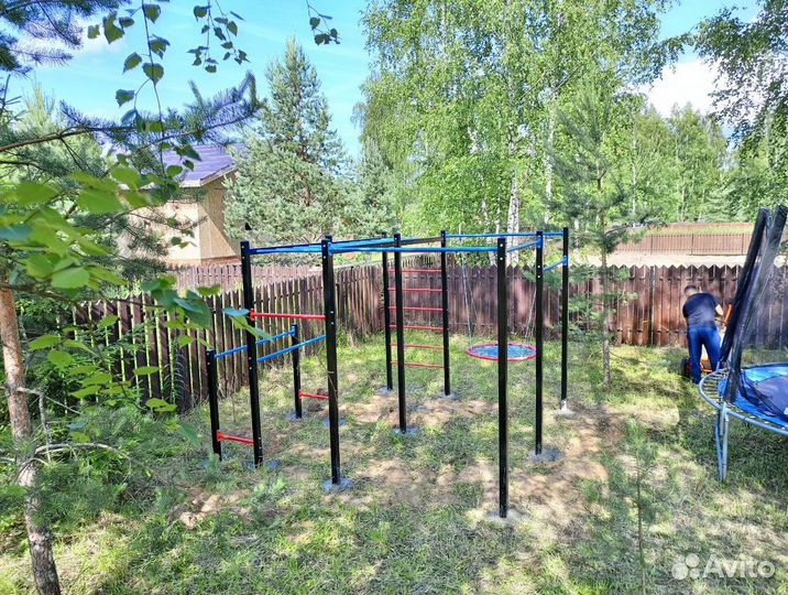 Спортивная площадка воркаут комплекс