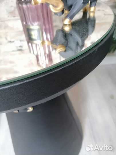 Стол прикроватный, журнальный, кофейный