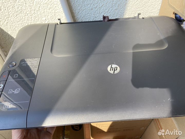 Продам принтер HP 2050 цветной