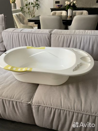 Ванночка для купания с горкой