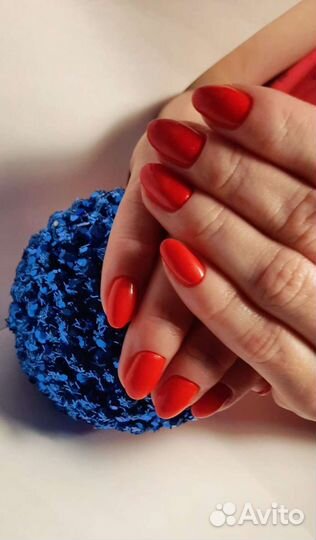 Маникюр и педикюр