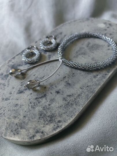 Браслет и серьги из бисера