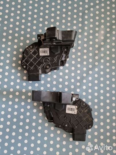 Замки передние Rend Rover Evoque 2011-2015