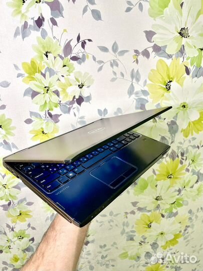Мощный ноутбук dell vostro/Core i7