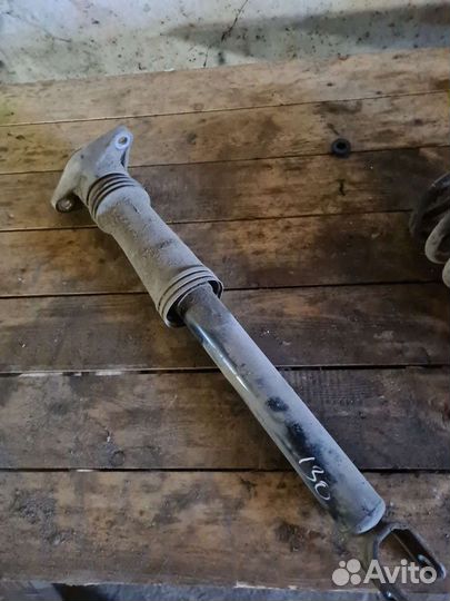 Амортизатор задний Hyundai i30