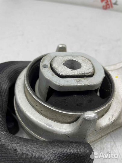 Рычаг передний Jaguar F-Pace(X761)