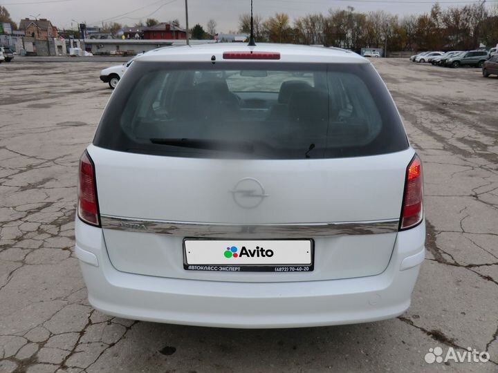 Opel Astra 1.8 AT, 2014, 225 100 км