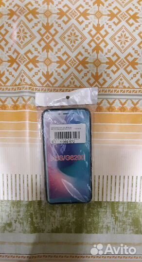 Чехлы на телефоны