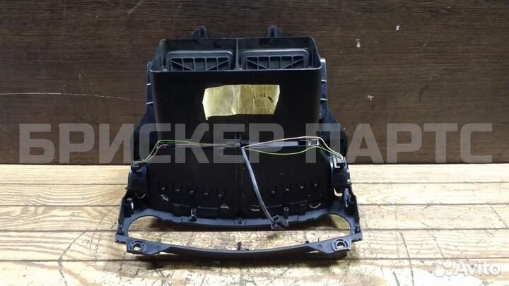 Дефлектор воздушный Мерседес-Бенц E W211