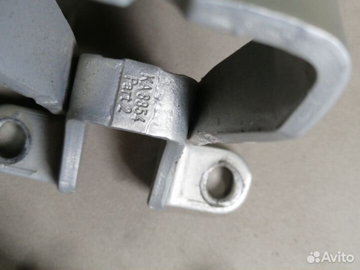 Петли двери багажника VW Golf 6 2009-2013