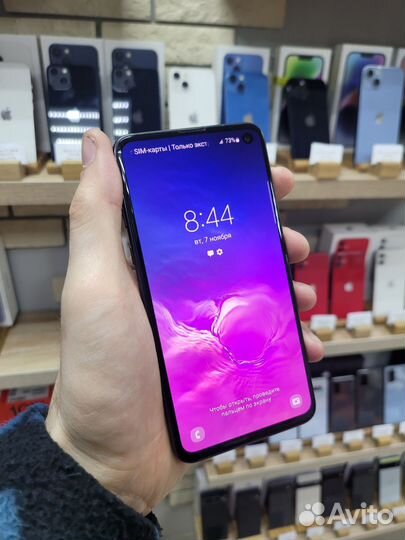 Samsung Galaxy S10e (Snapdragon 855), 6/128 гб