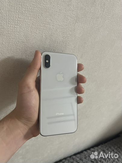 iPhone X, 64 ГБ