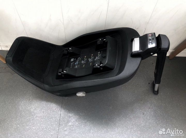База maxi cosi 2WayFix