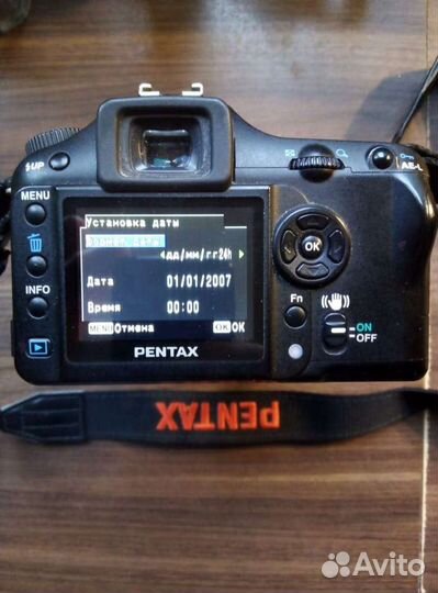 Зеркальный фотоаппарат Pentax K100D Super