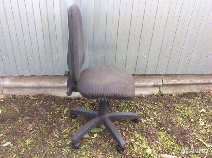 Компьютерное кресло