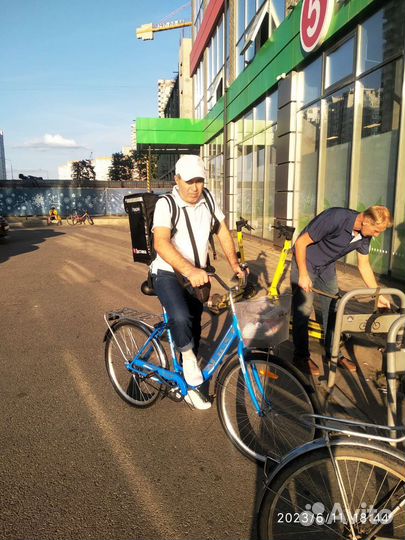 Продаю Велик с термосумка