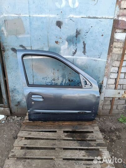 Дверь передняя правая Renault Symbol Рено Симбол