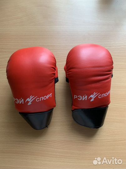Боксерские перчатки, перчатки для каратэ