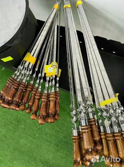 Шампур с деревянной ручкой