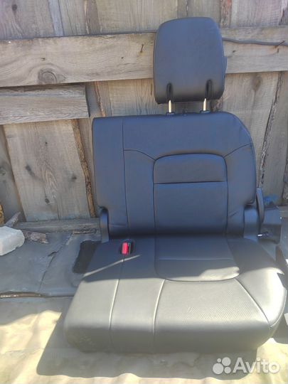 Сиденья 3 ряд