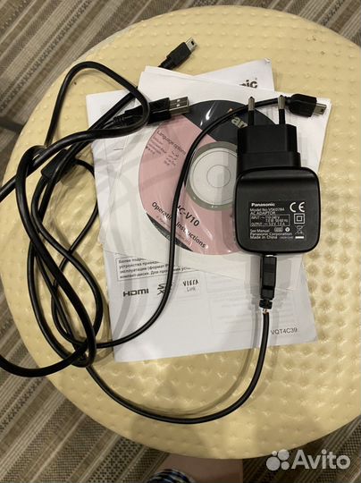 Видеокамера Panasonic hc-v10