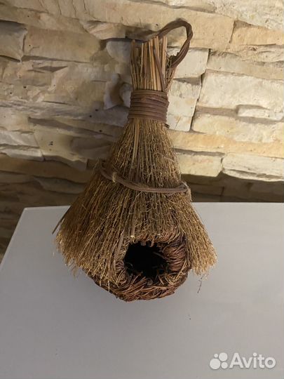 Коллекция интерьерных птиц и гнезд