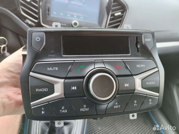 Магнитола с рамкой лада веста (LADA Vesta)