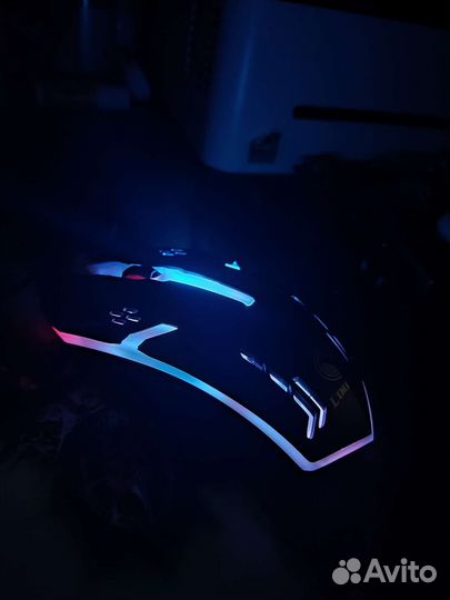 Игровая компьютерная мышь с RGB подсветкой