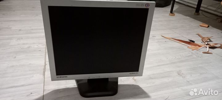 Монитор Samsung