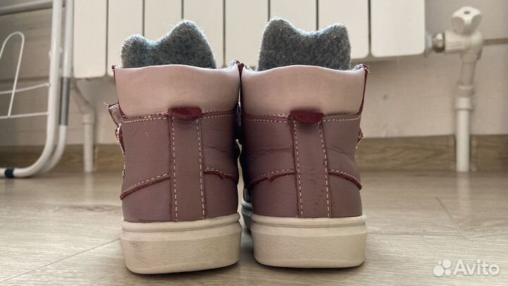 Ботинки демисезонные для девочки 22 размер Котофей
