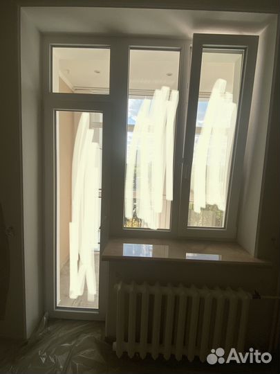 Окна двухкамерные с балконной дверью KBE