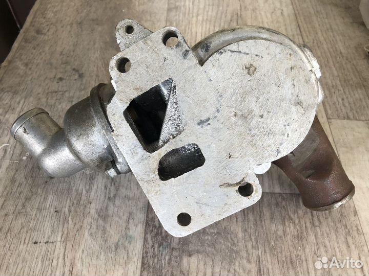 Помпа газ 21 или 2401