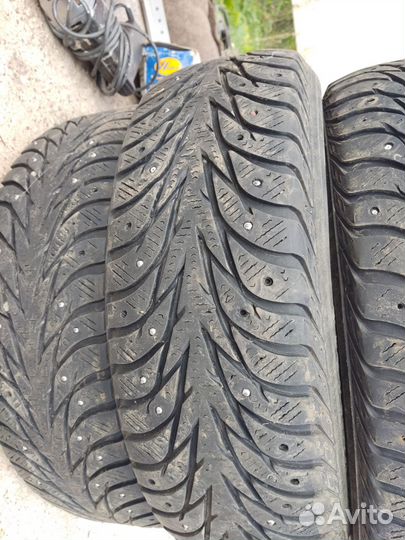 Yokohama IceGuard Stud IG65 185/65 R15 92