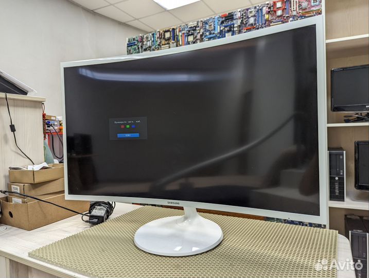 Монитор Самсунг 32