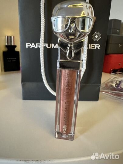 Блеск для губ karl lagerfeld