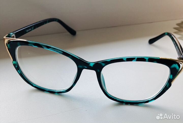 Очки с диоптриями 2.5