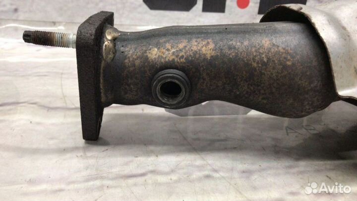 Коллектор выпускной передний правый Infiniti M35