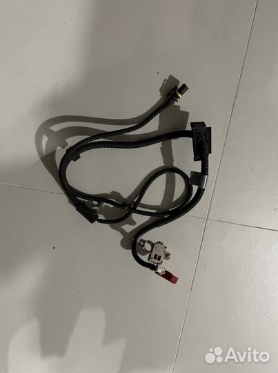 Плюсовая клема W212 A2124405413