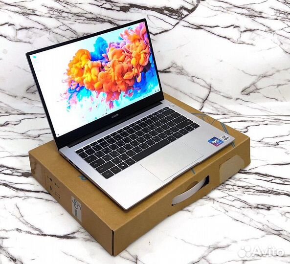 Металлический Honor magicbook X14 8GB SSD 512GB i5