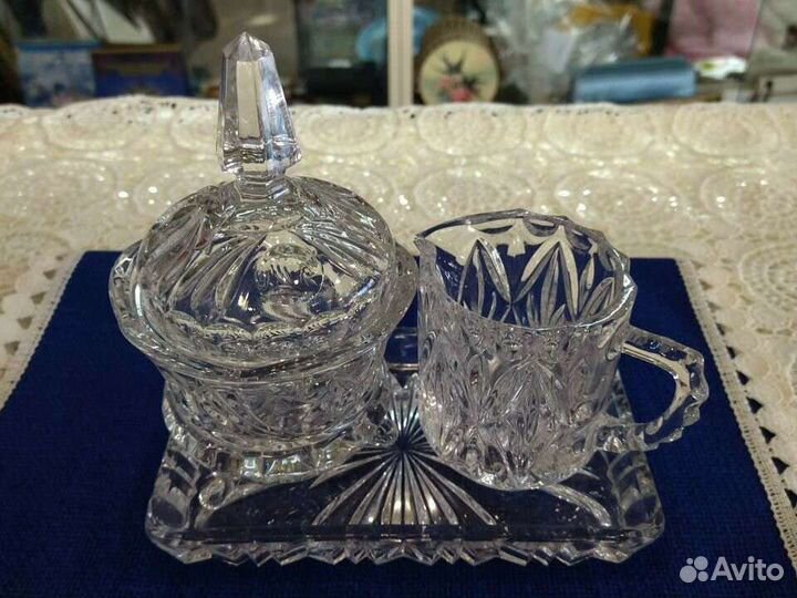 Набор сахарница и молочник. Хрусталь. Германия
