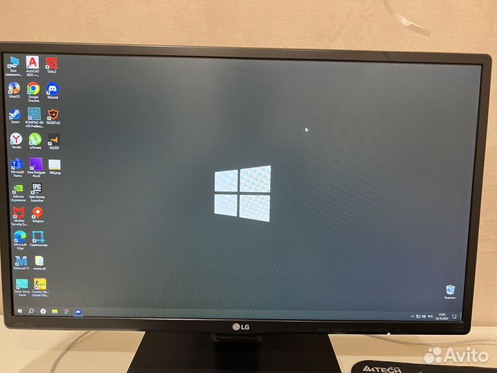 Монитор LG 24 дюйма
