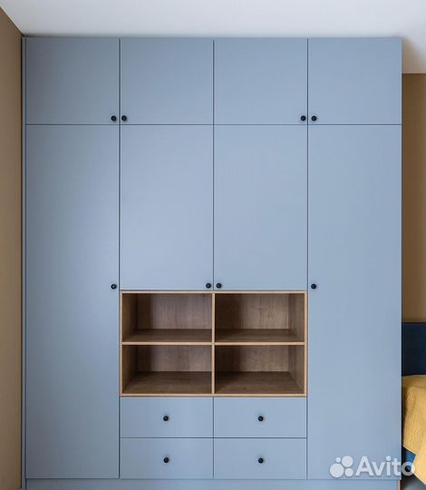 Шкаф распашной на заказ