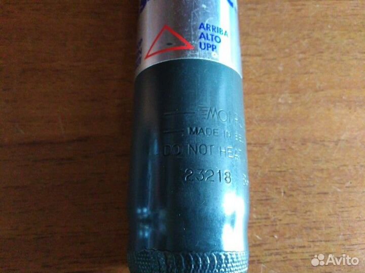 Амортизатор подвески передний Volvo 140/164