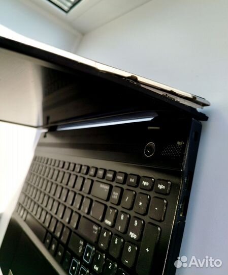 Ноутбук samsung 305V5A