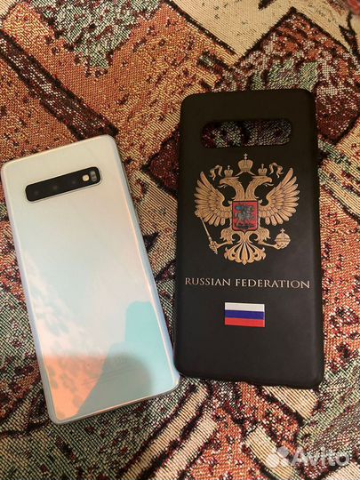 Samsung Galaxy S10, 8/128 ГБ