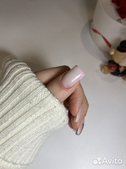 Маникюр на дому