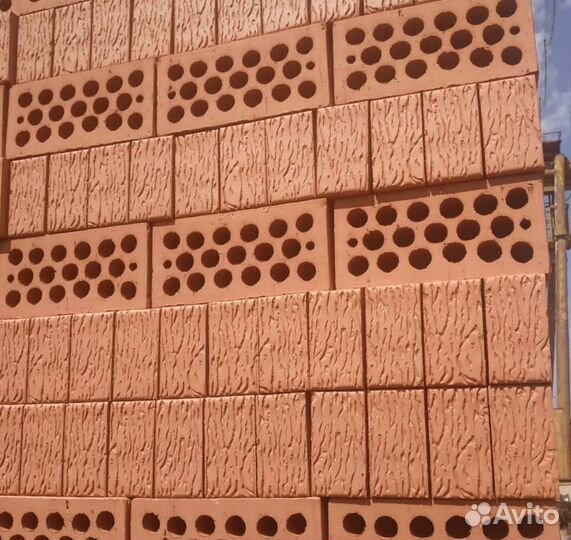 Кирпич 